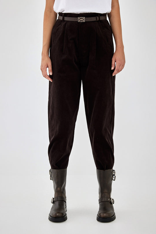 Corduroy Tapered Pants - Dé Rococo