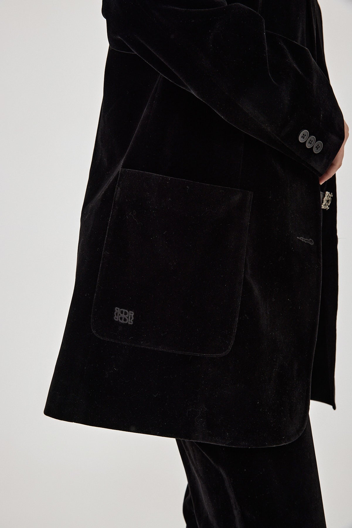 Oversized Rigid Velvet Blazer - Dé Rococo