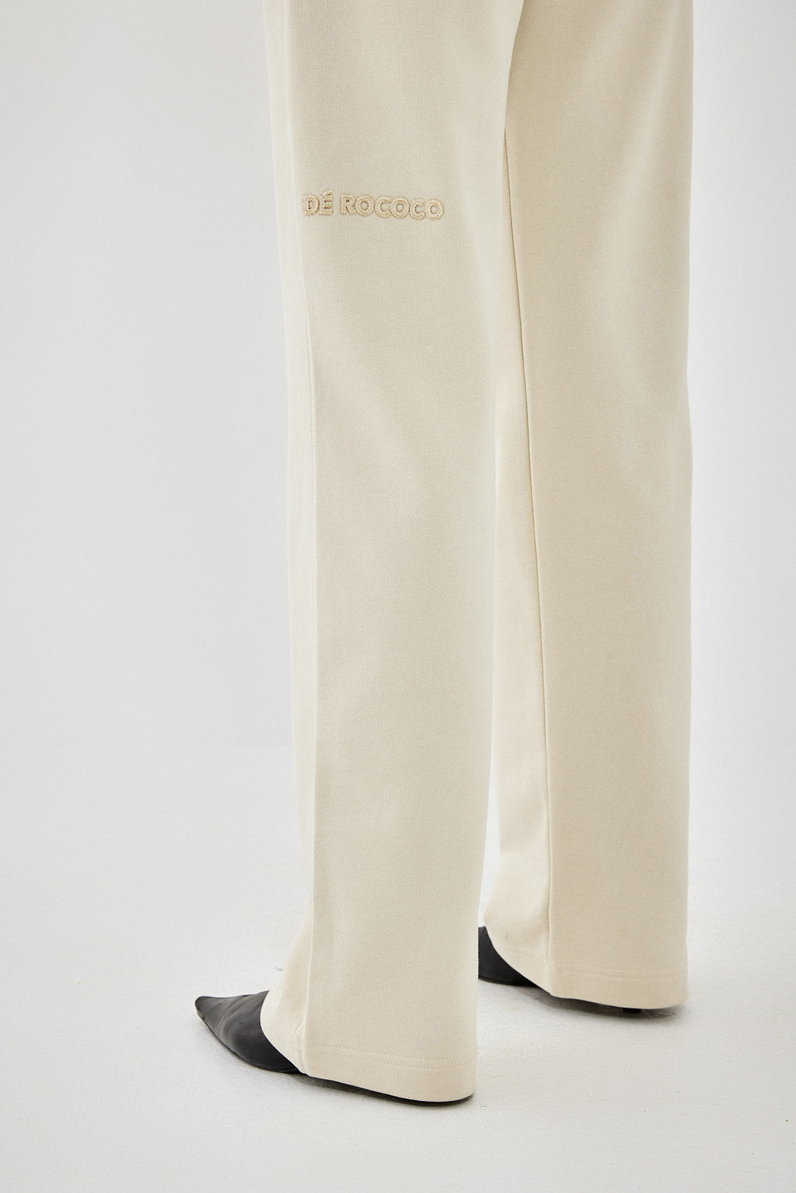 Straight Leg Patch Sweatpants - Dé Rococo