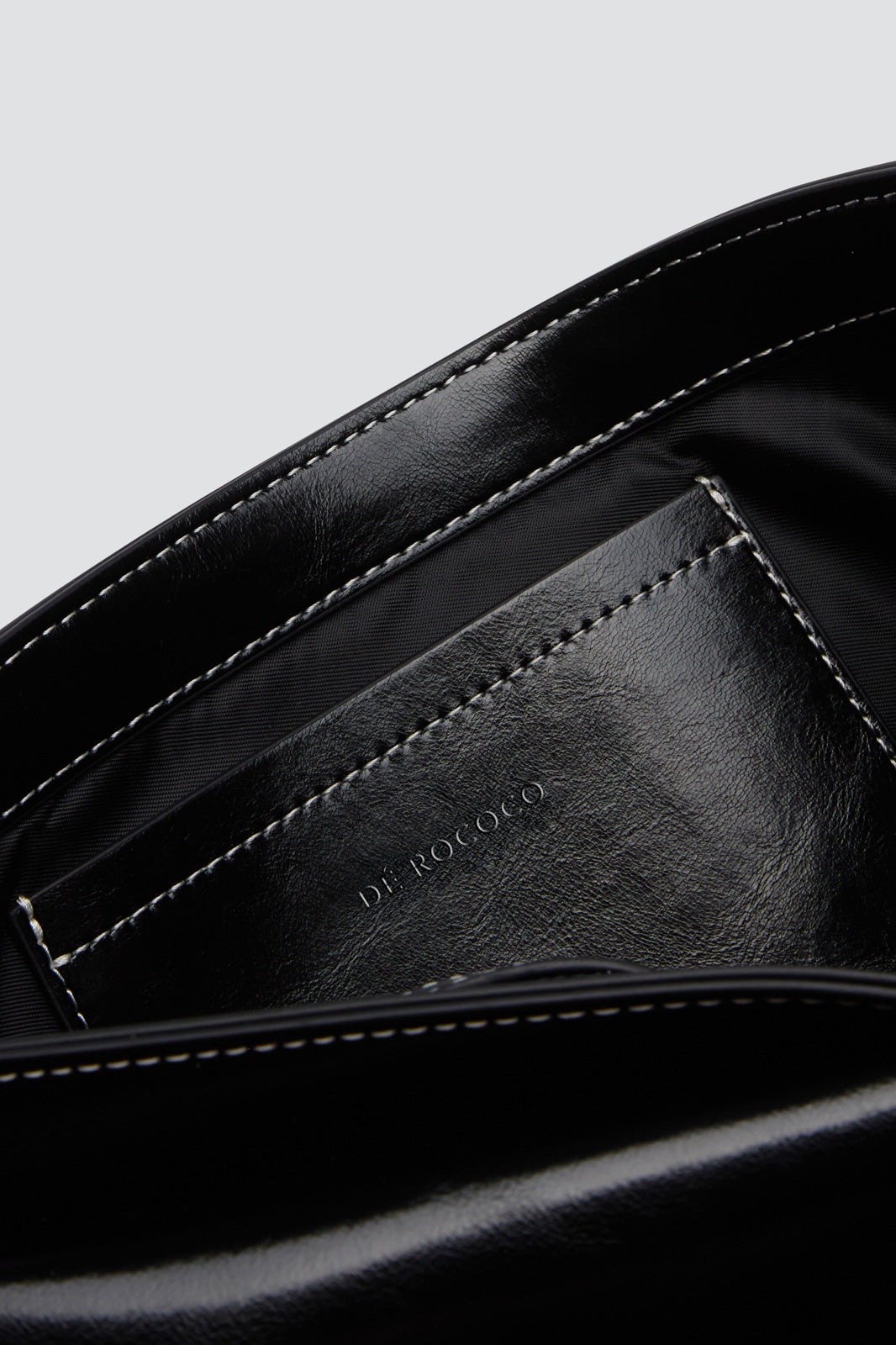 Yvon Shoulder Bag