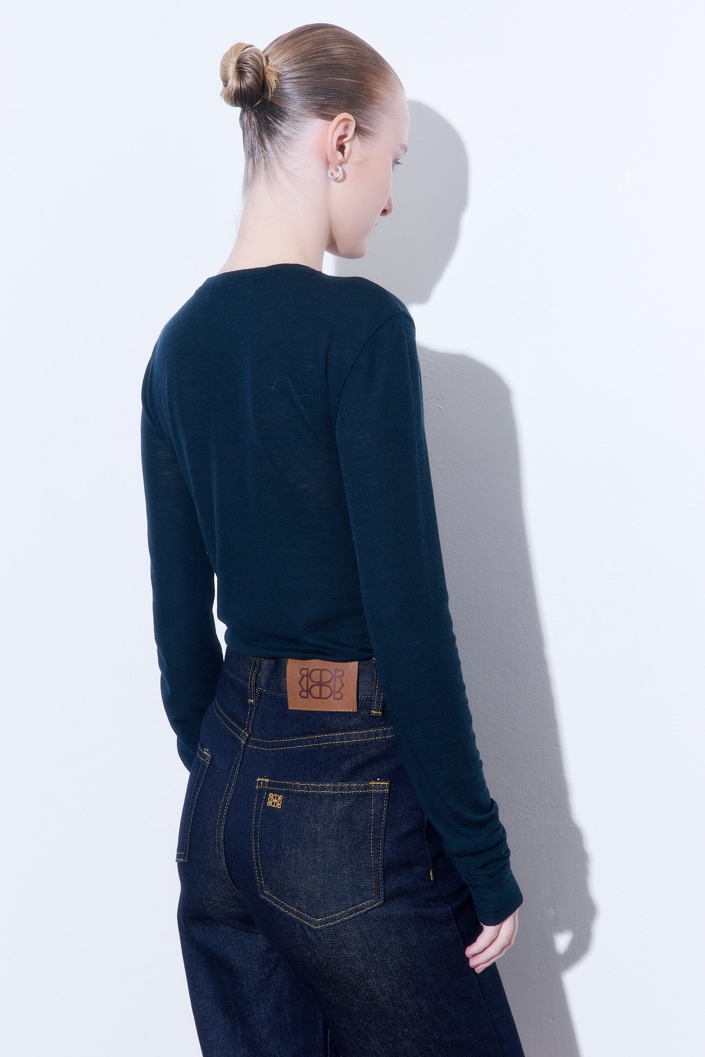 Fitted Thin Wool Long Sleeve