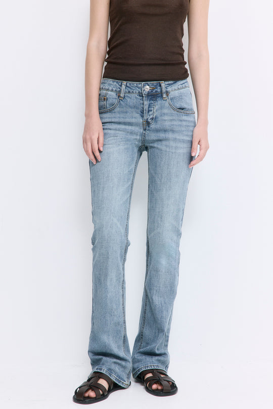 No.17| Mid Rise Bootcut Denim