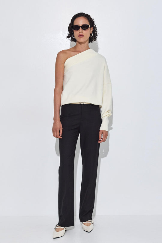 One Shoulder Jumper