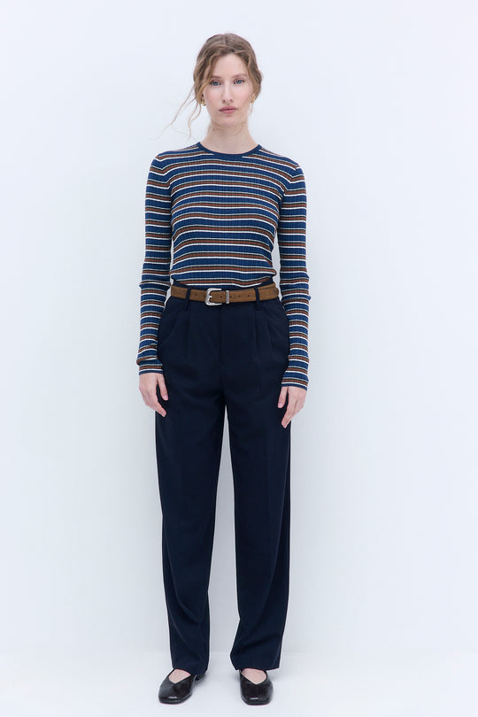 Long Sleeved Ribbed Knit