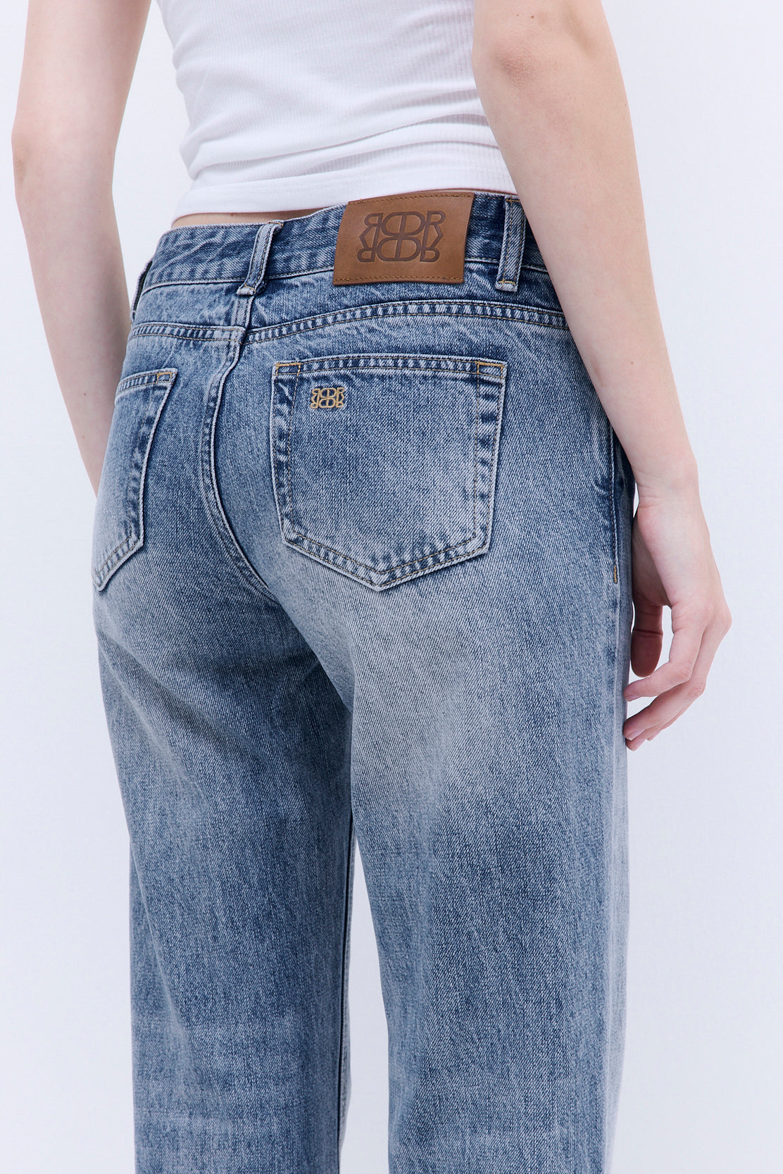 No.15| Low Rise Straight Denim