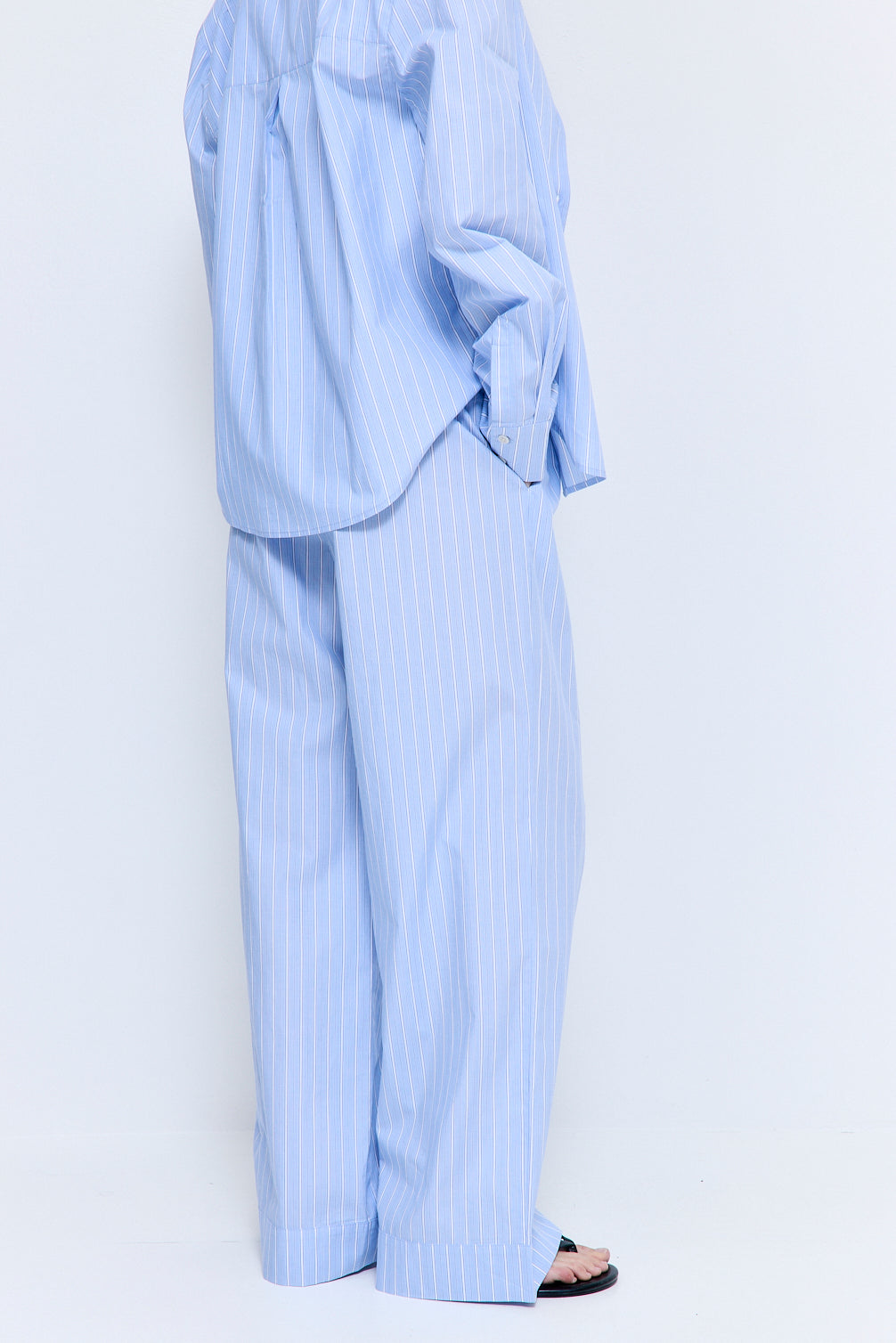Mid Rise Poplin Pants