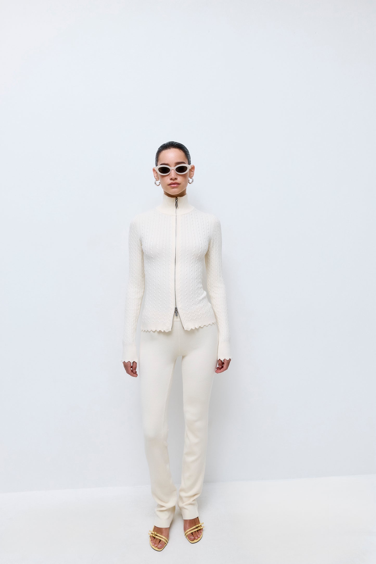 Fitted Cable Knit Cardigan