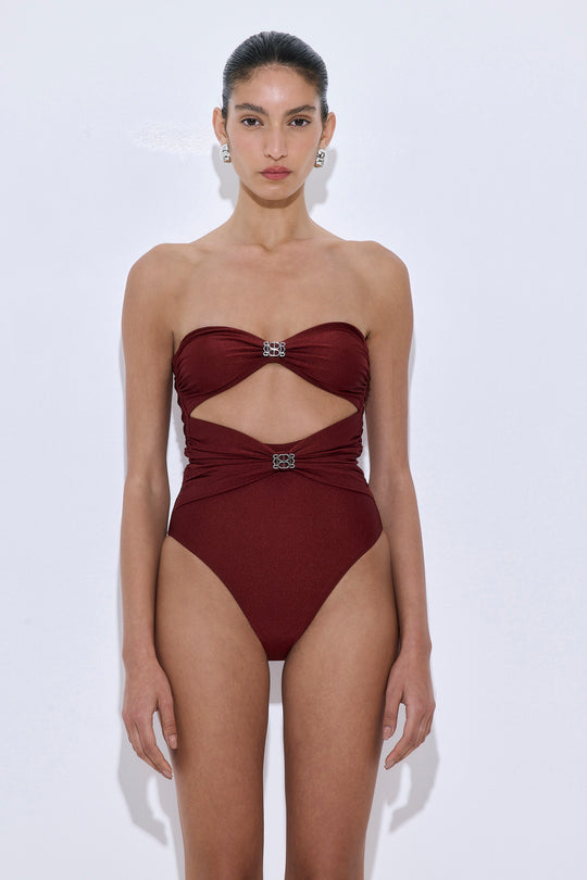 Calliphaea One Piece