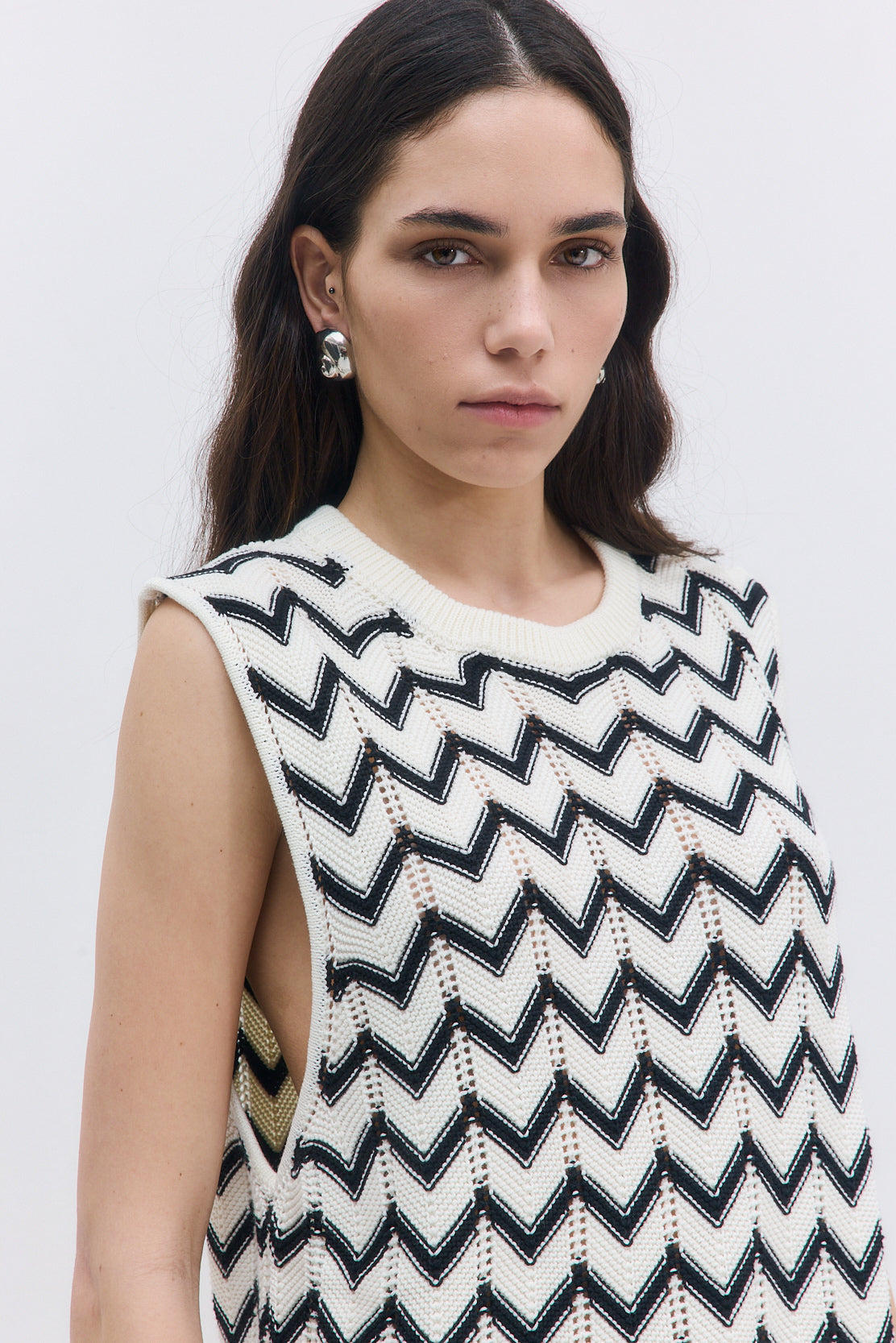 Oversized Crochet Pattern Vest - Dé Rococo