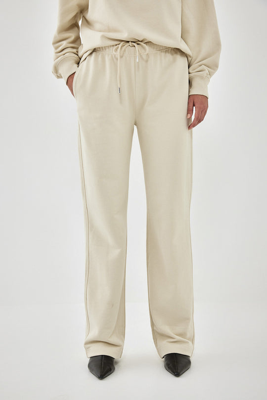 Straight Leg Patch Sweatpants - Dé Rococo