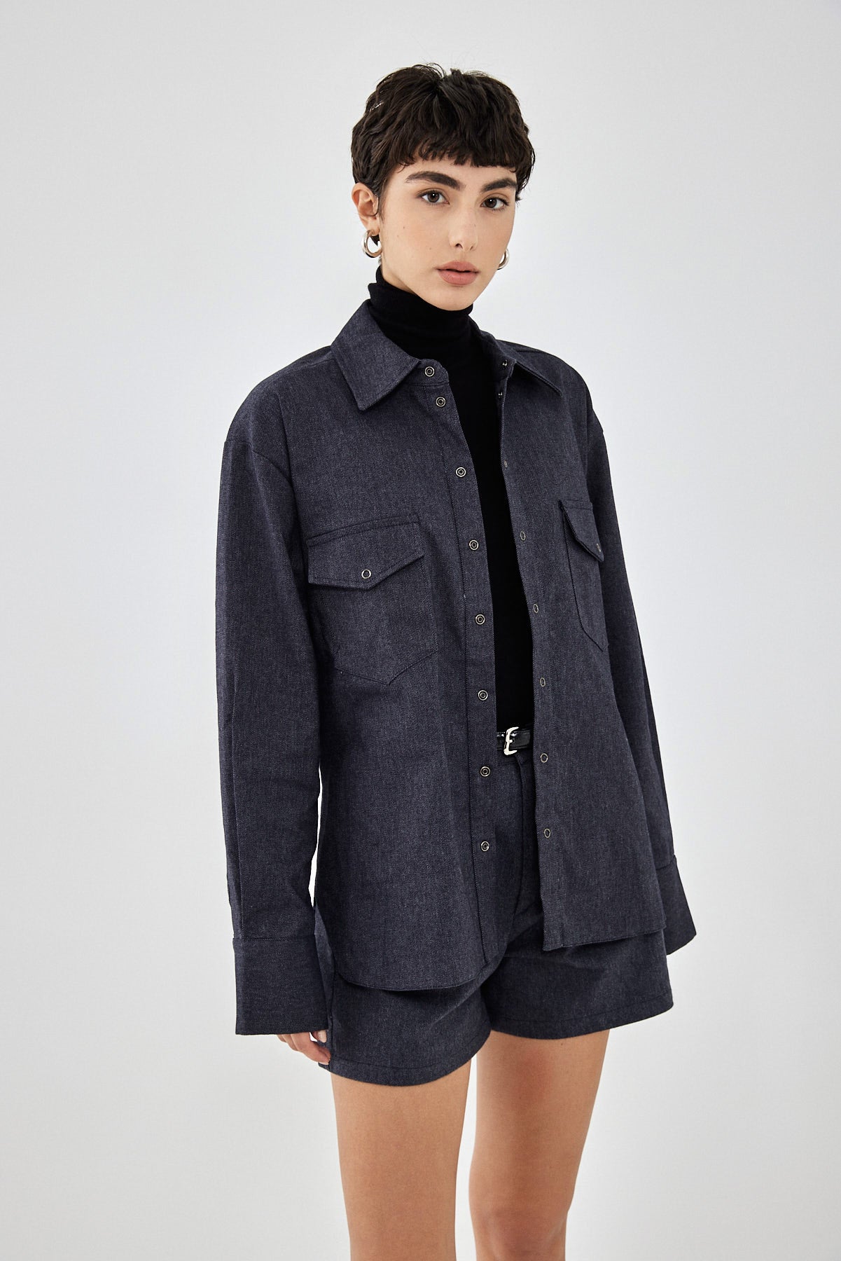 Lightweight Button Up Shirt - Dé Rococo