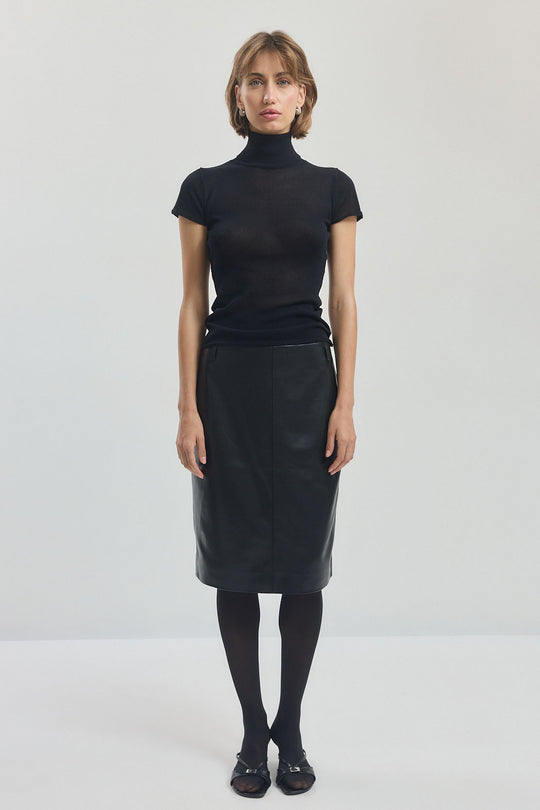 Slim Fit Winged Golf Top