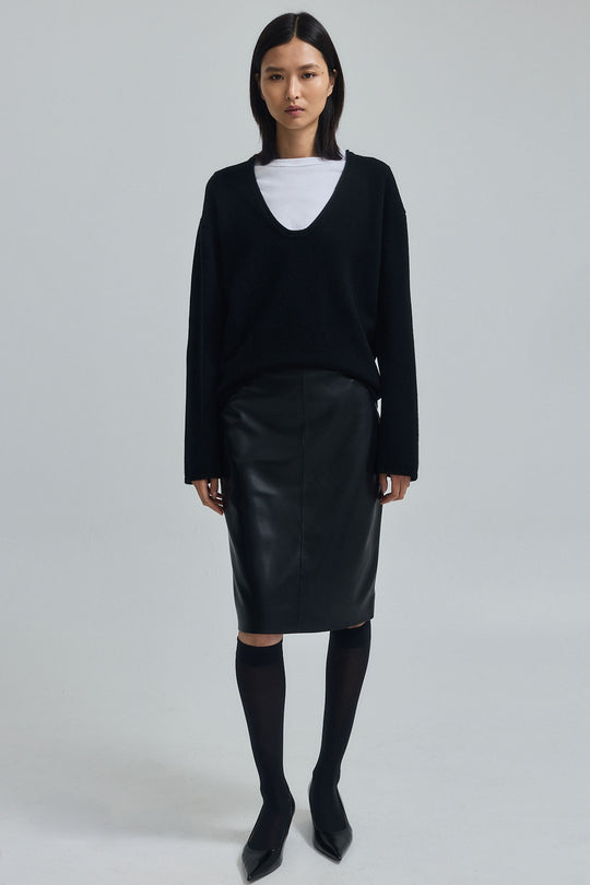 Boxy Wool Deep Scoop