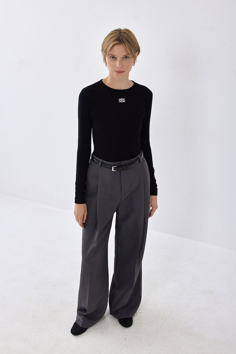 Lightweight Knitted Crewneck Logo Top