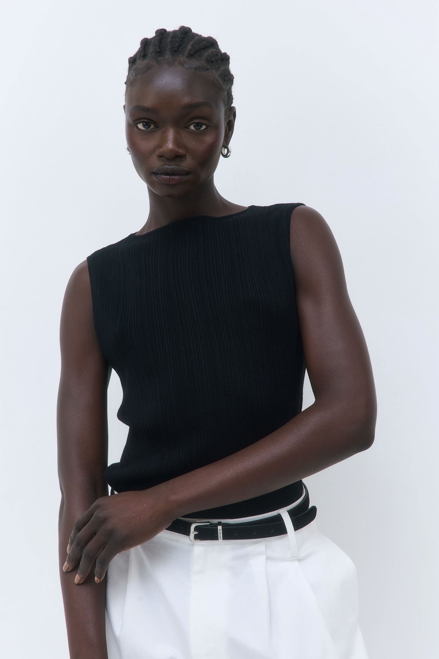 Ribbed Boat Neck Vest