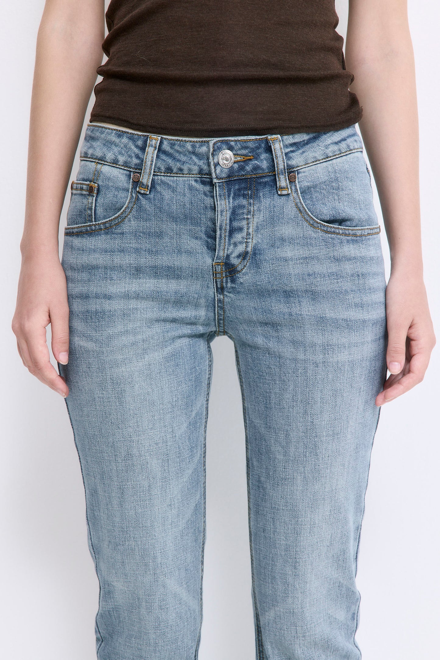 No.17| Mid Rise Bootcut Denim