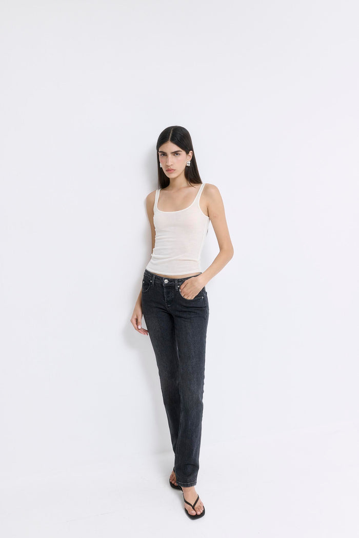 No.18| Mid Rise Fitted Denim