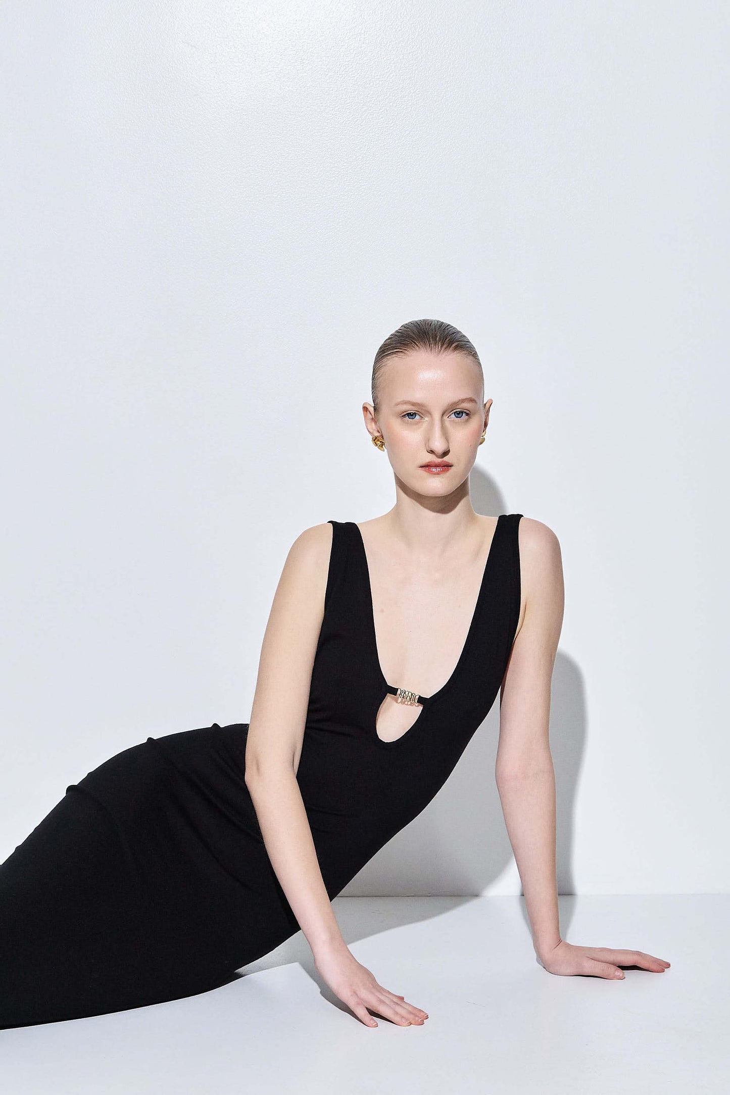 V Neck Buckle Maxi Dress