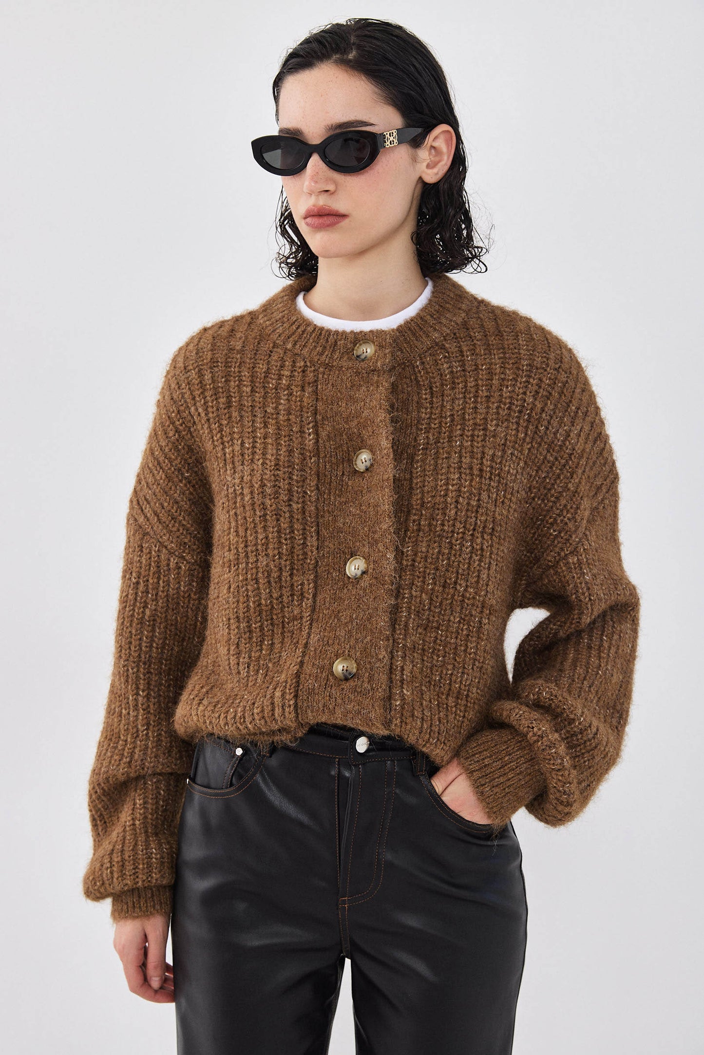 Oversized Fuzzy Cardigan - Dé Rococo