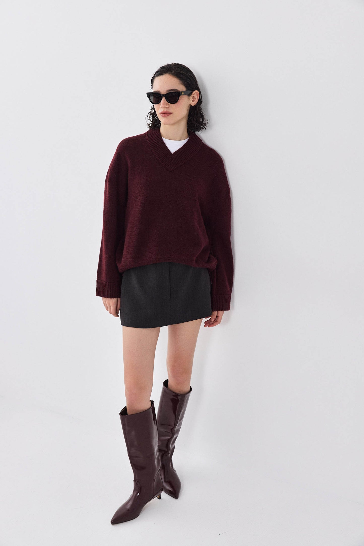 V Neck Oversized Jumper - Dé Rococo