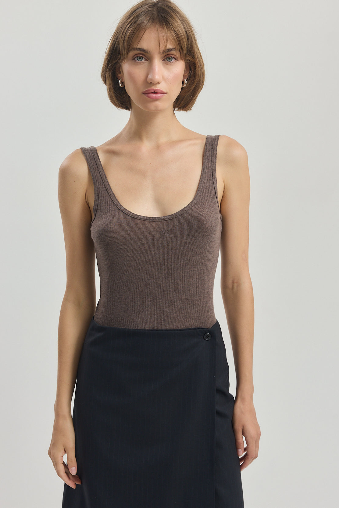 Ribbed Deep Scoop Tank