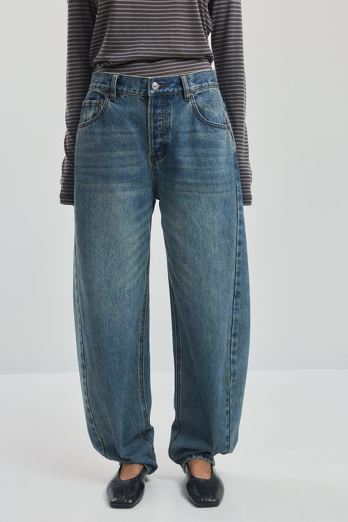 No.23| Mid Rise Baggy Barrel Denim