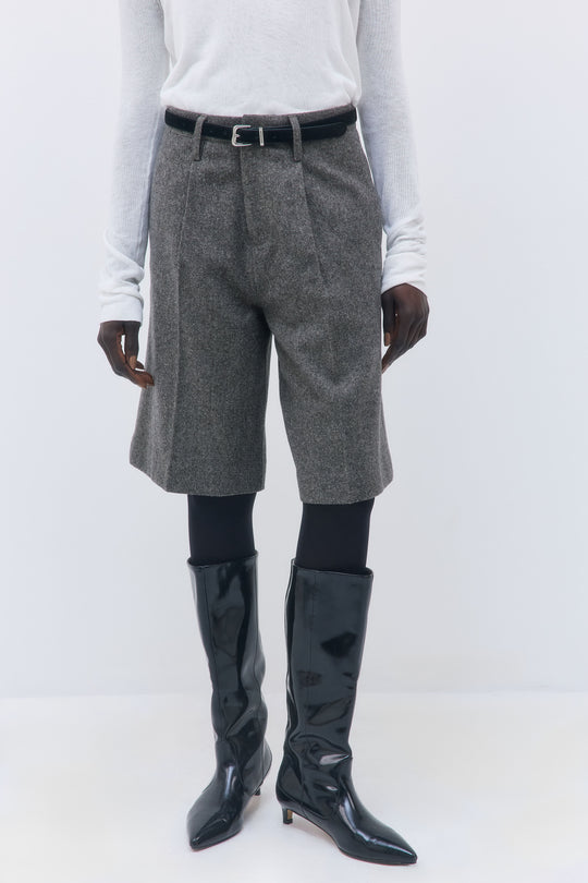 Mid Rise Long Bermuda