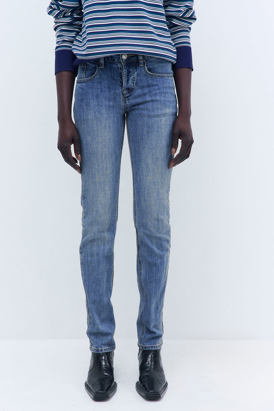 No.18| Mid Rise Fitted Denim