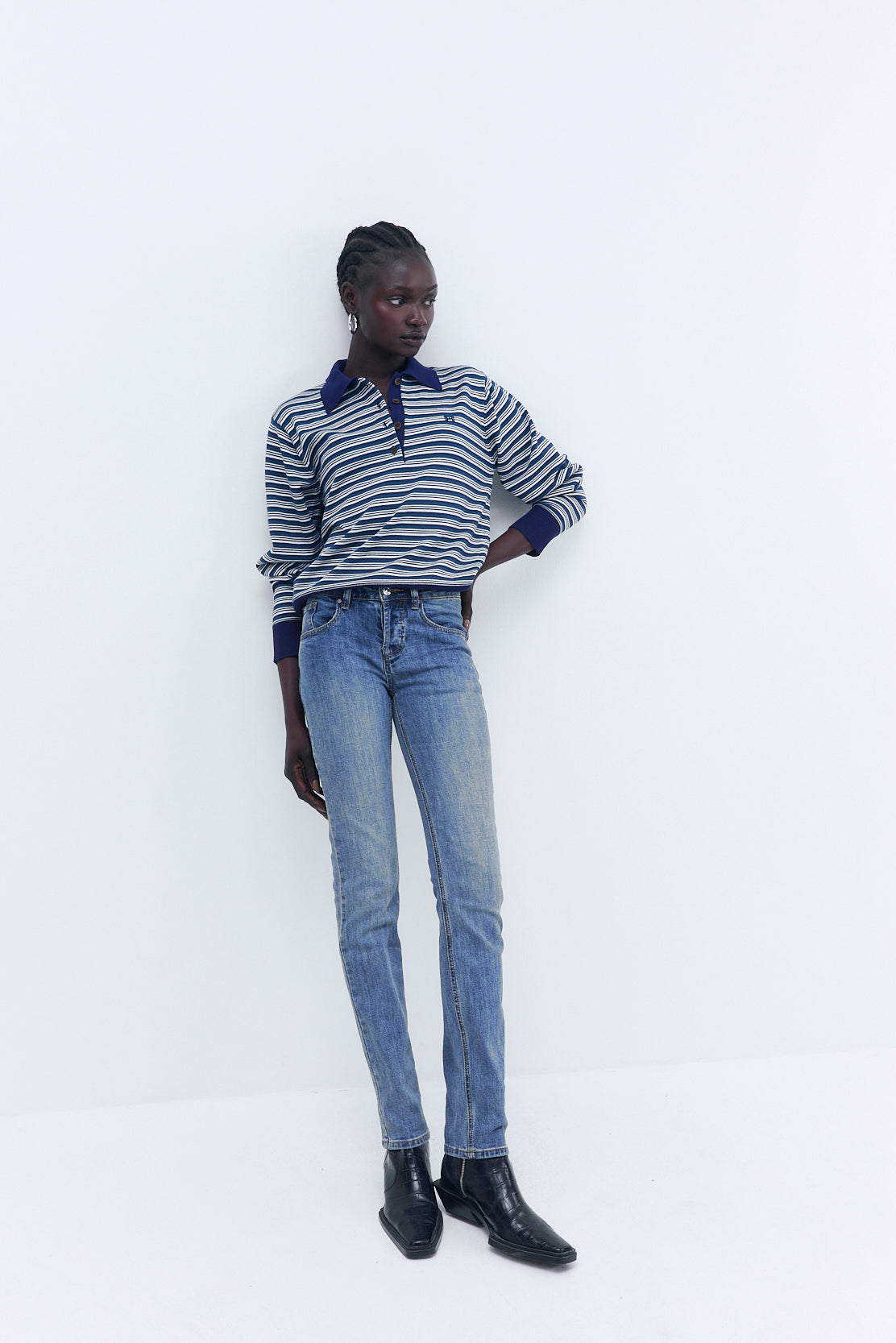 No.18| Mid Rise Fitted Denim