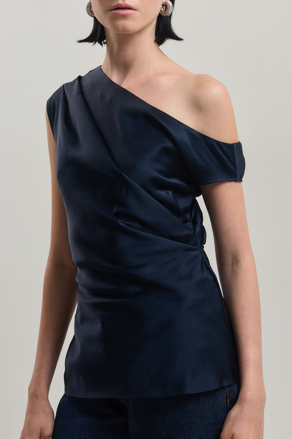 Twill Asymmetric Top