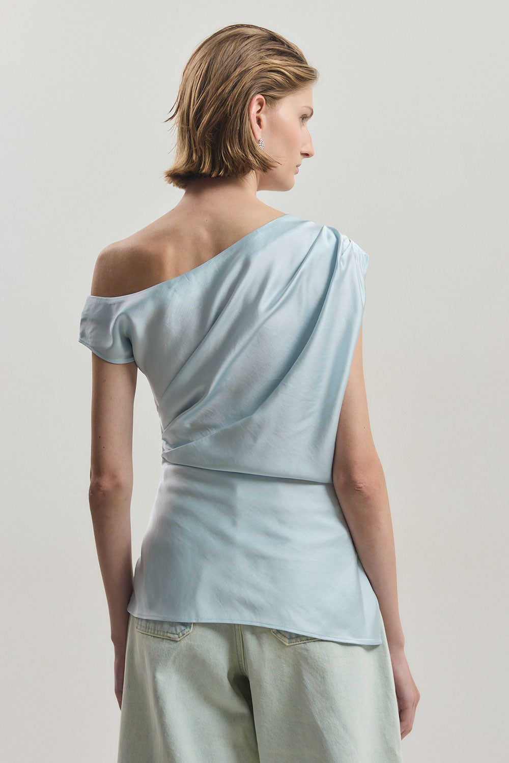 Twill Asymmetric Top