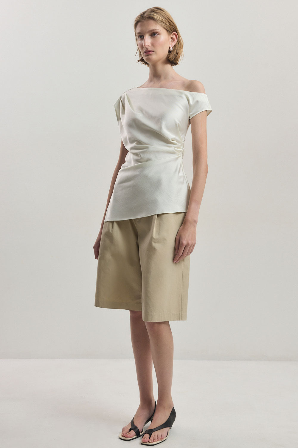 Twill Asymmetric Top