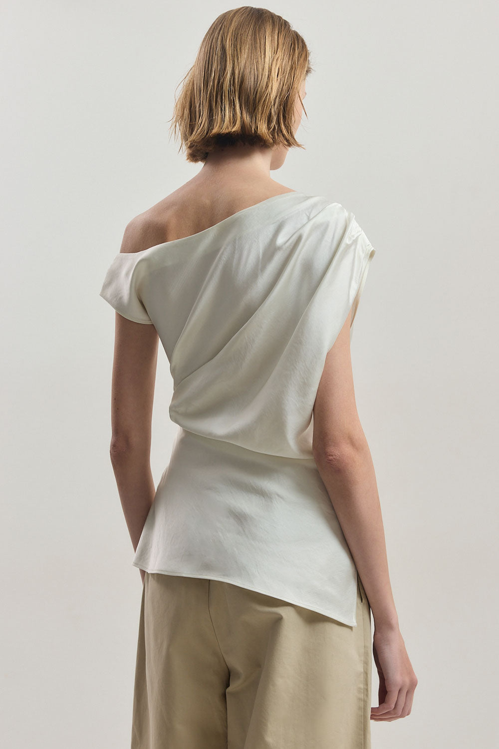 Twill Asymmetric Top