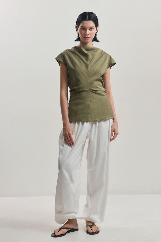 Fitted Boatneck Top