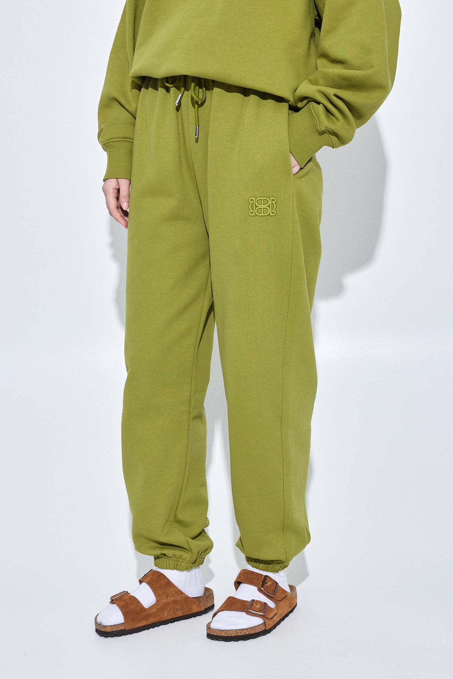 Embroidered Fleece Jogger - Dé Rococo