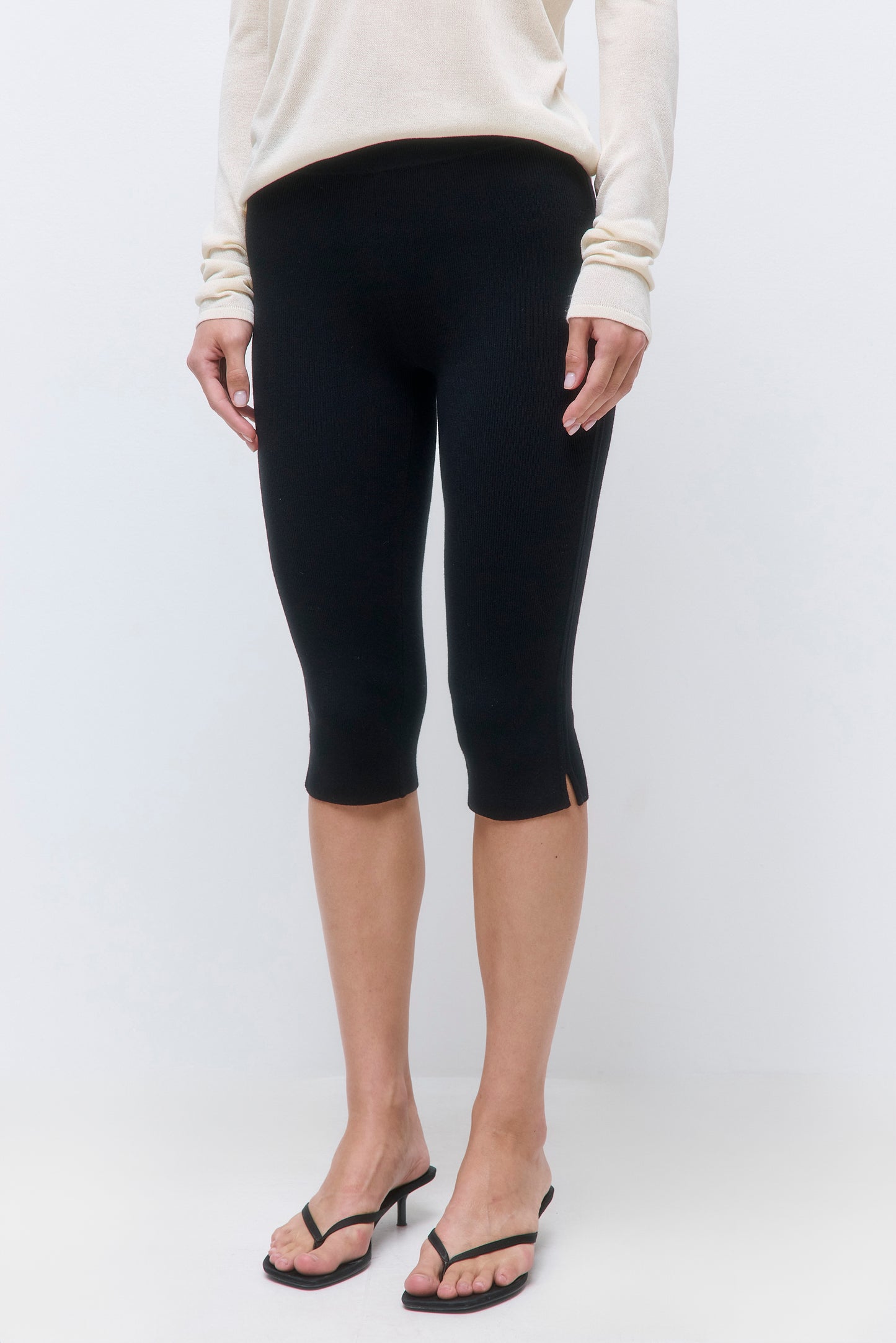 Capri Ribbed Leggings