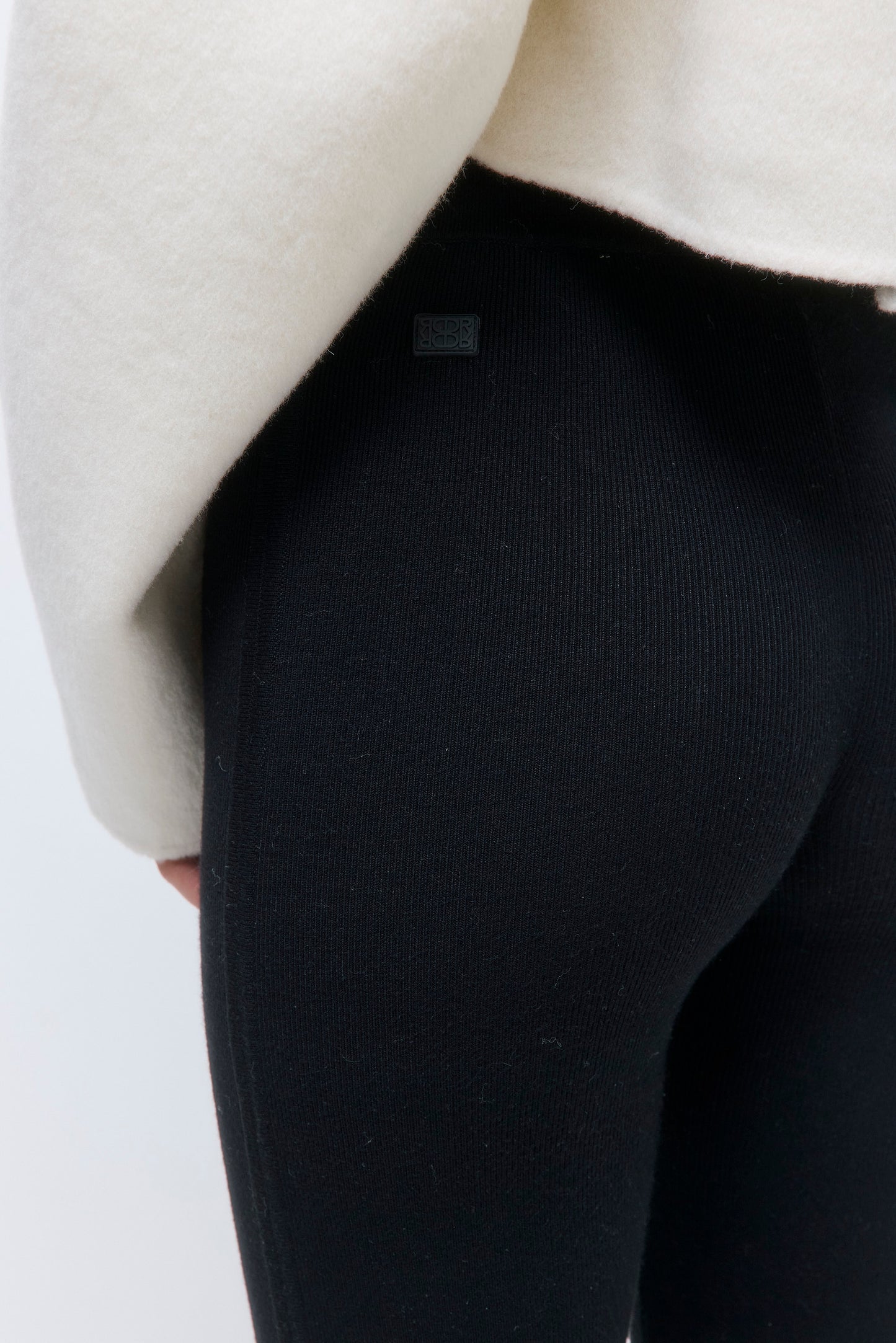 Cropped Ribbed Leggings