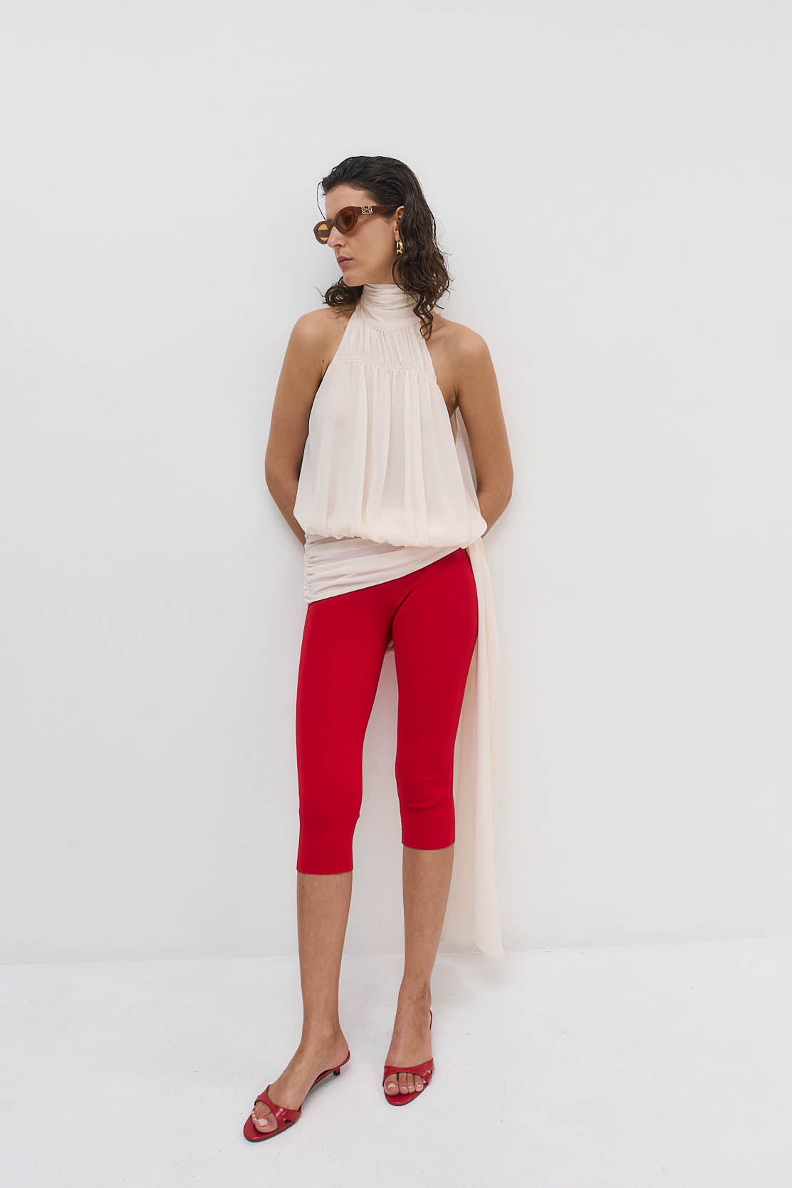 Tight Ribbed Capri Leggings