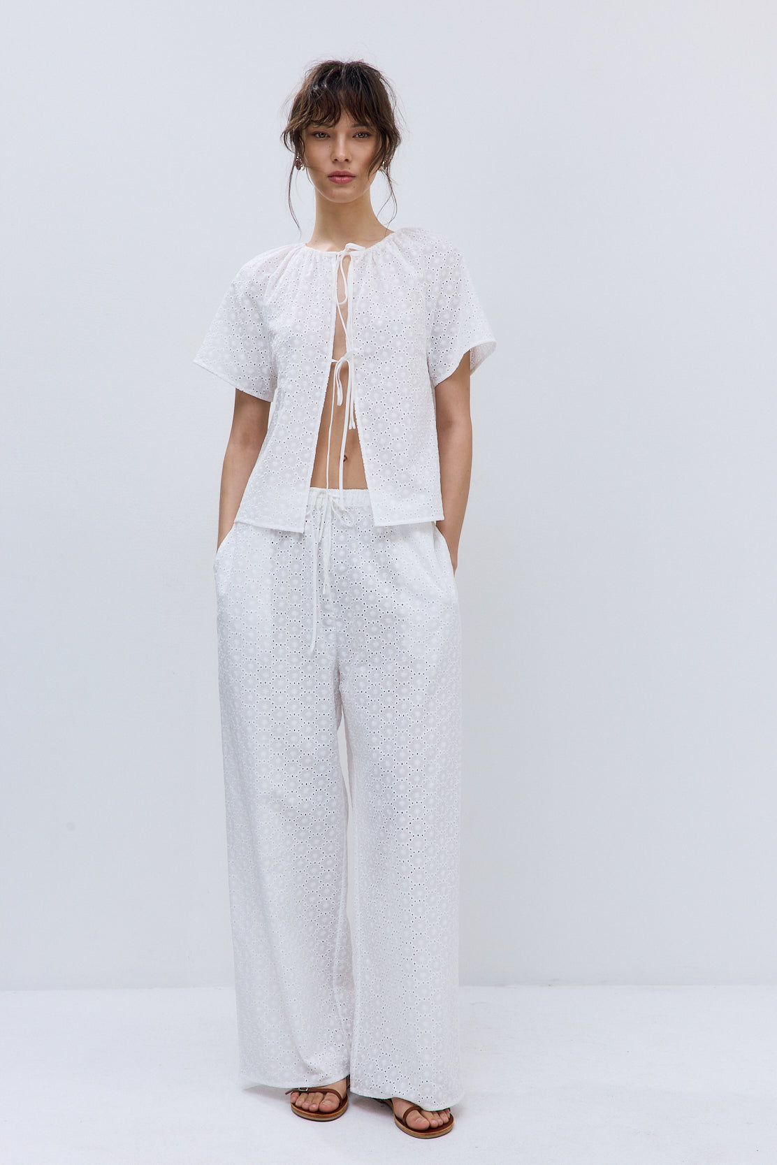 Embroidered Wide Leg Pants - Dé Rococo