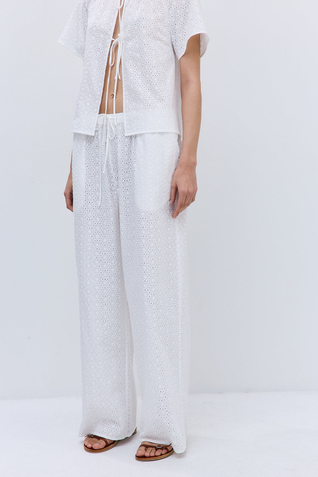 Embroidered Wide Leg Pants - Dé Rococo
