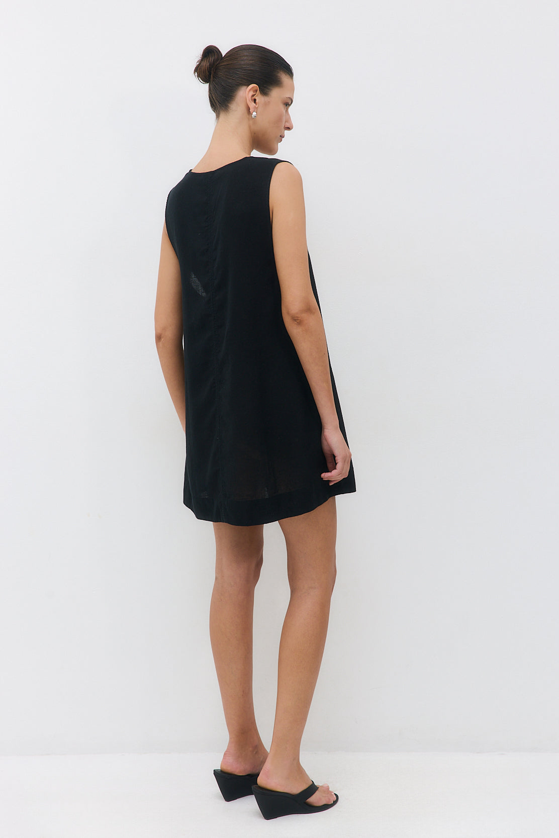 Linen V Neck Mini Dress - Dé Rococo