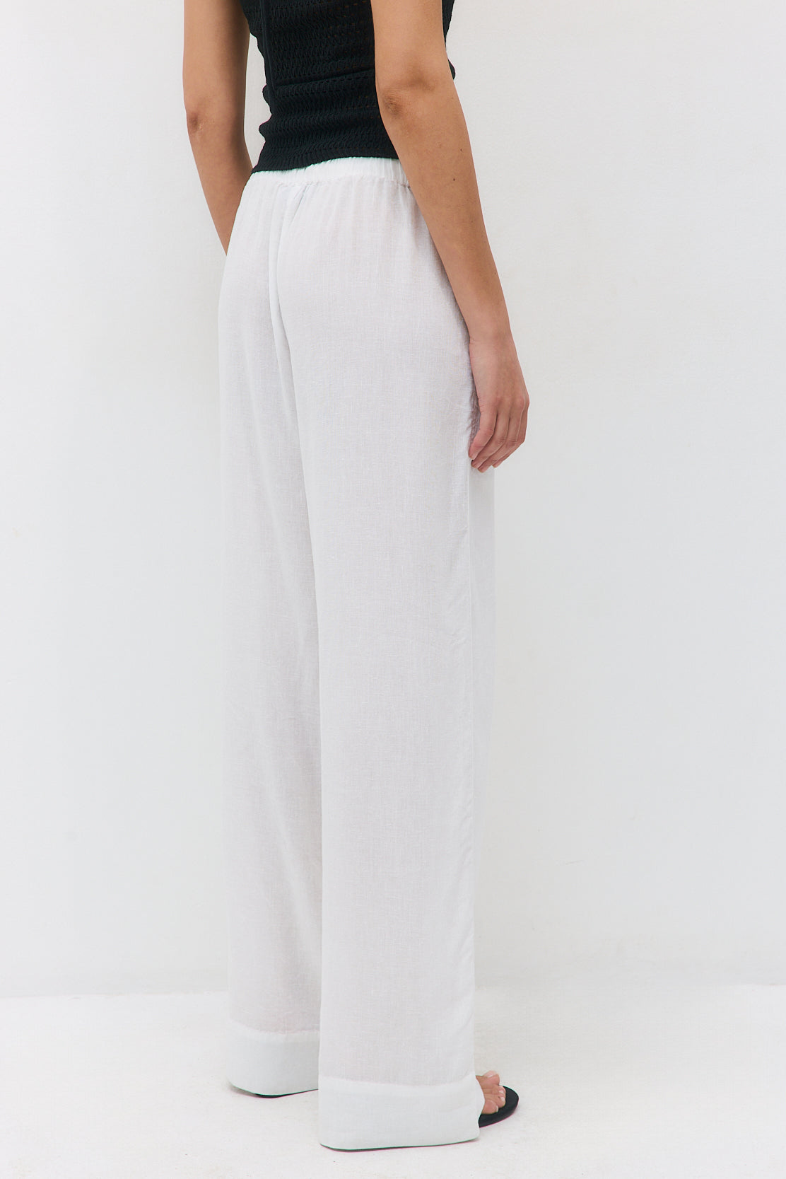 Straight Leg Linen Pants - Dé Rococo