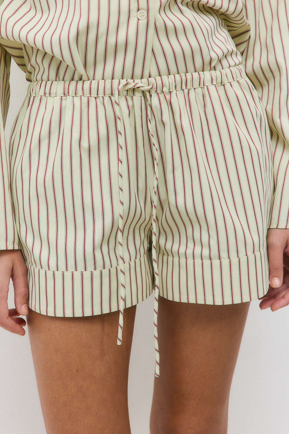 Mid Rise Poplin Shorts