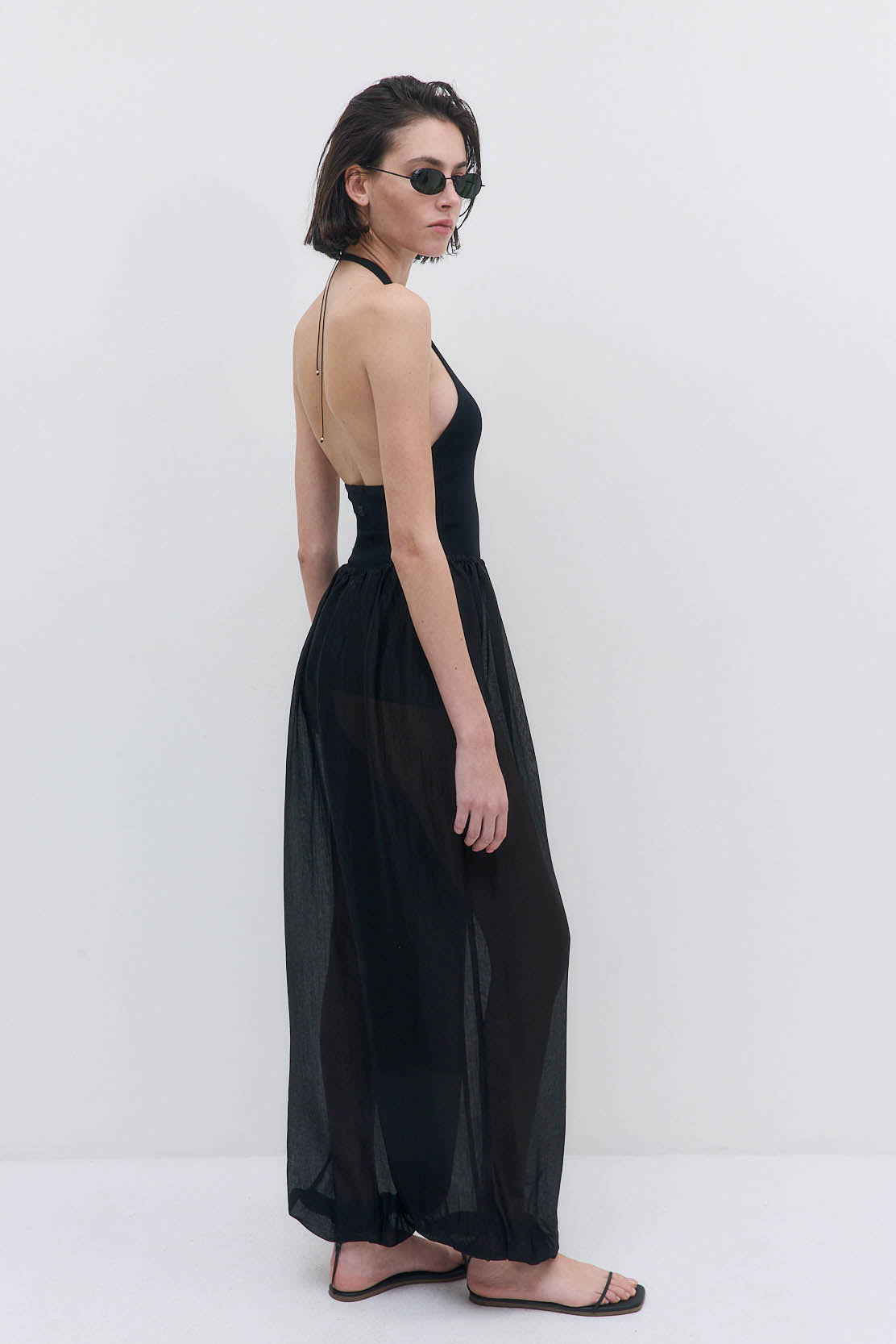Tight Ribbed Halter Neck