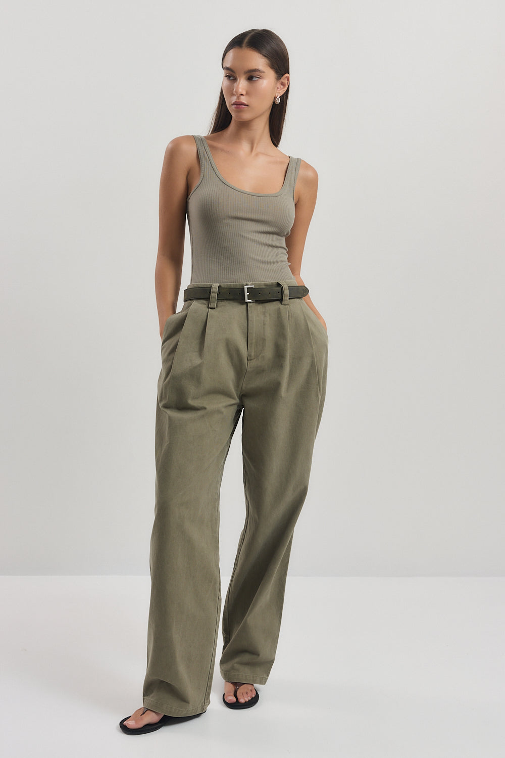Ribbed Deep Scoop Tank