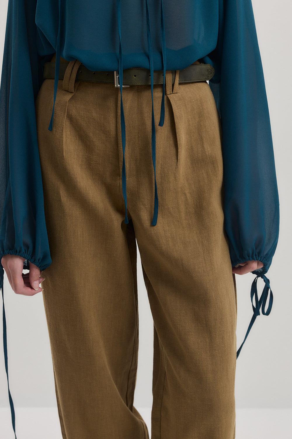 Mid Waist Barrel Pants