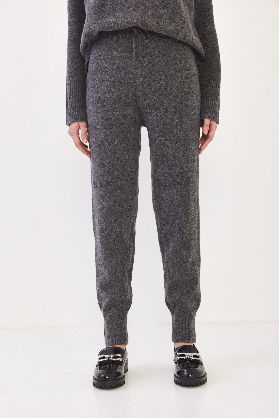 Thick Knitted Jogger - Dé Rococo