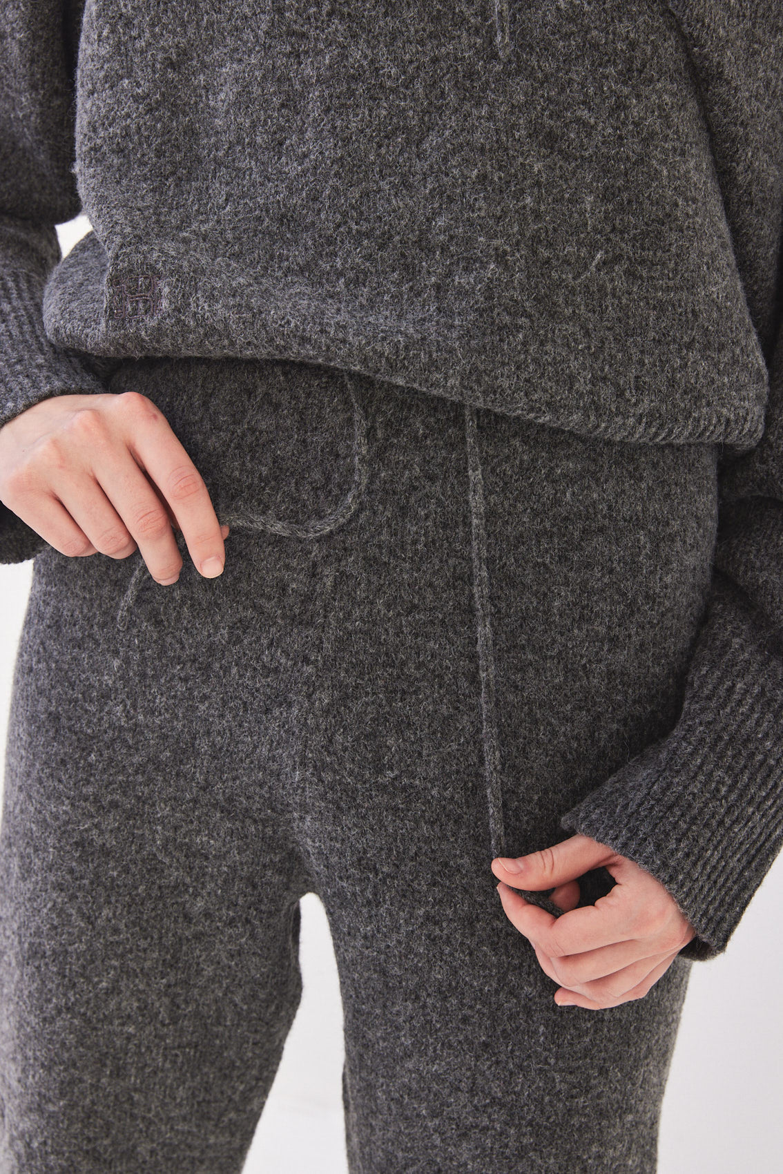 Thick Knitted Jogger - Dé Rococo