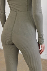 Ribbed Flat-Lock Leggings