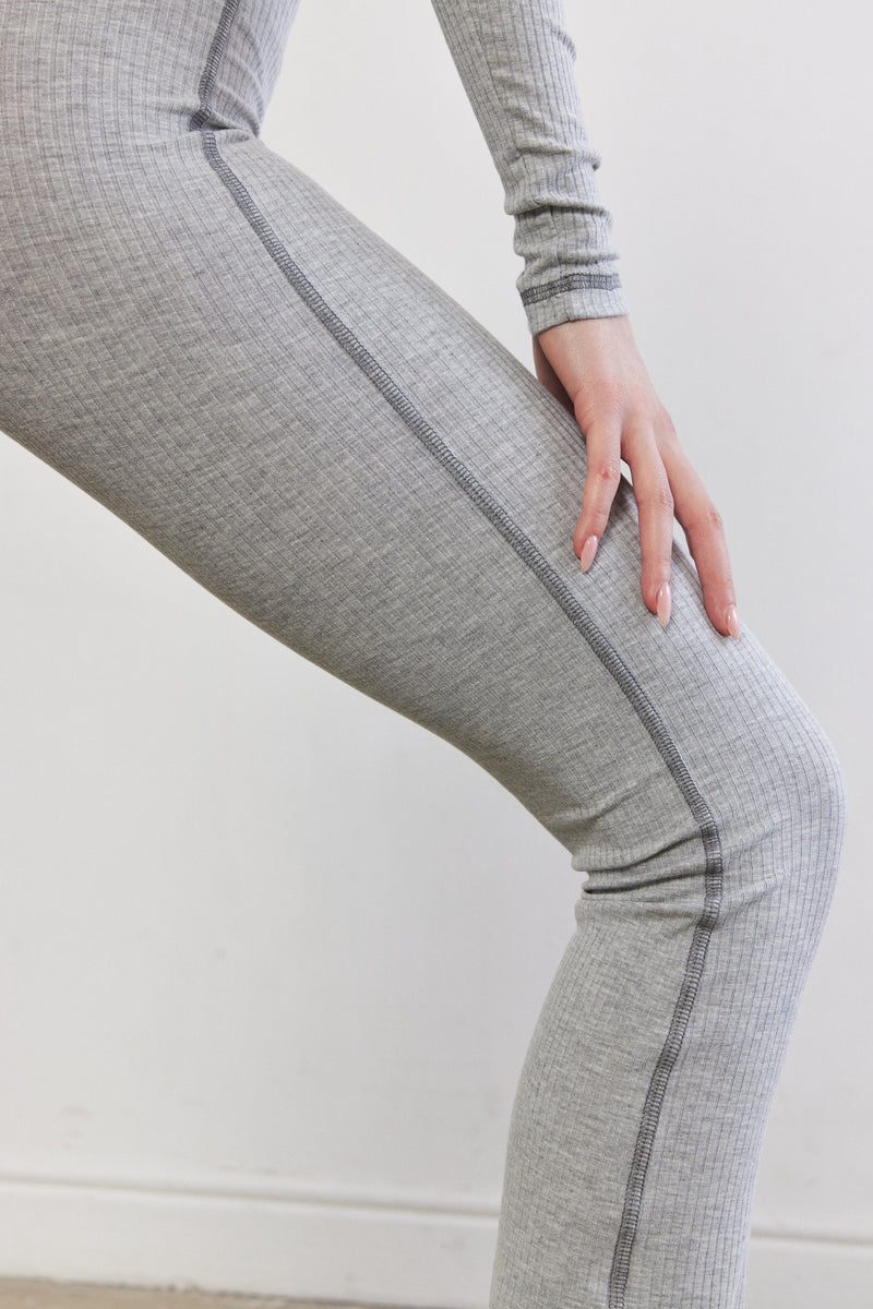Ribbed Flat-Lock Flare Leggings